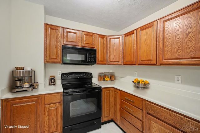 4321 Towneside Court, Mason, OH 45040