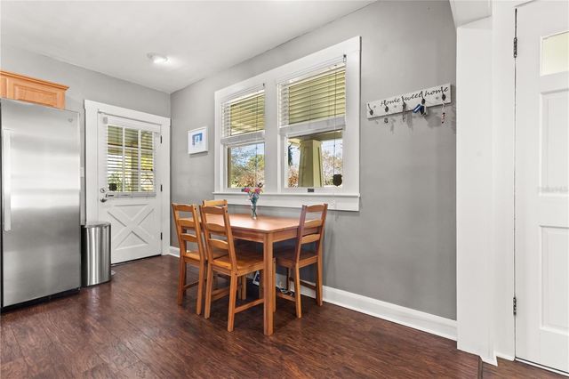 406 W ALVA STREET, Tampa, FL 33603