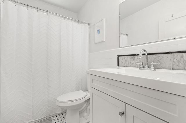 406 W ALVA STREET, Tampa, FL 33603