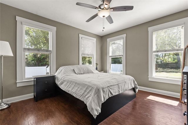 406 W ALVA STREET, Tampa, FL 33603