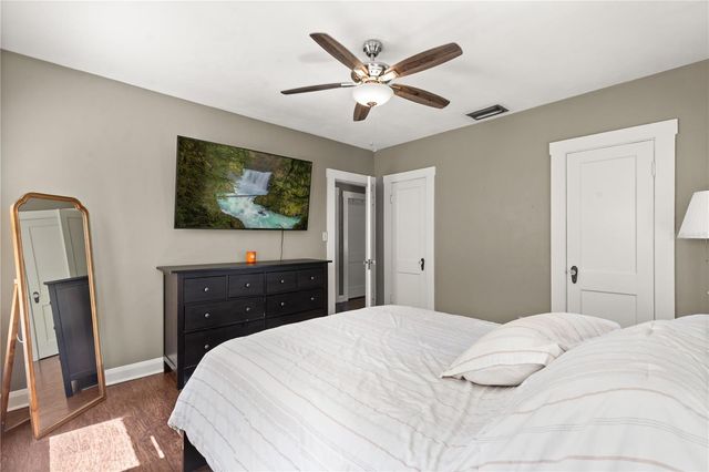 406 W ALVA STREET, Tampa, FL 33603