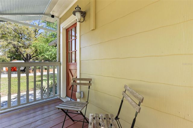 406 W ALVA STREET, Tampa, FL 33603