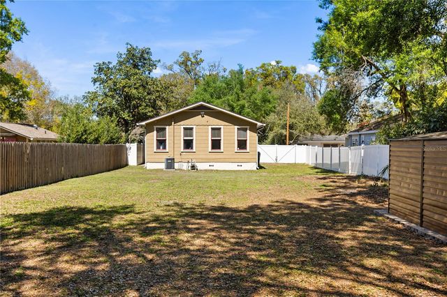 406 W ALVA STREET, Tampa, FL 33603