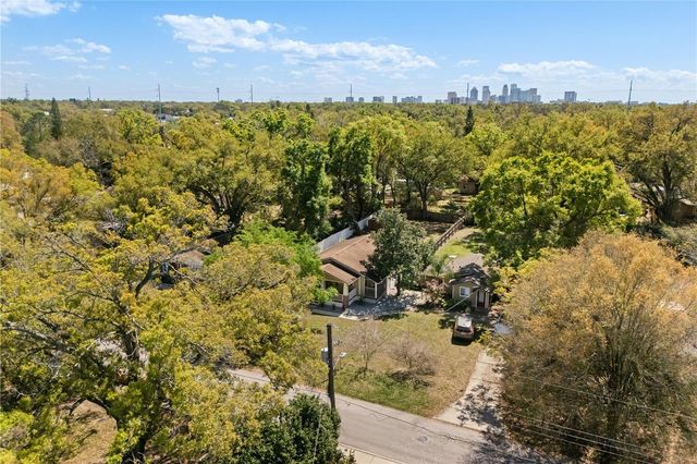 406 W ALVA STREET, Tampa, FL 33603