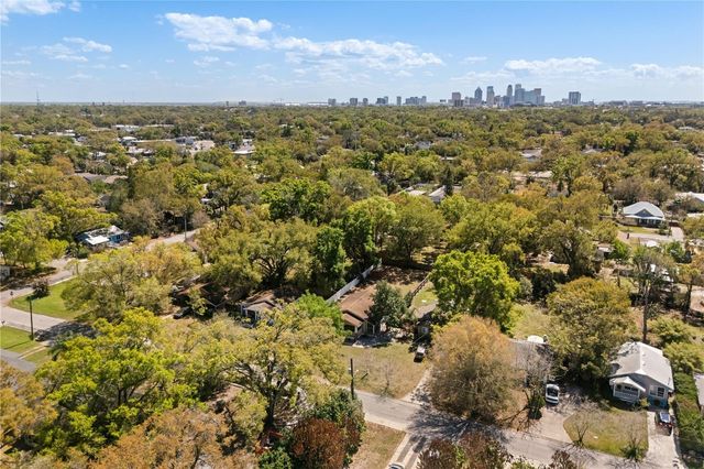 406 W ALVA STREET, Tampa, FL 33603