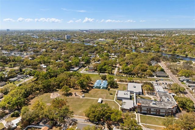 406 W ALVA STREET, Tampa, FL 33603