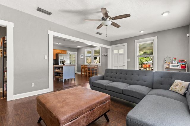 406 W ALVA STREET, Tampa, FL 33603