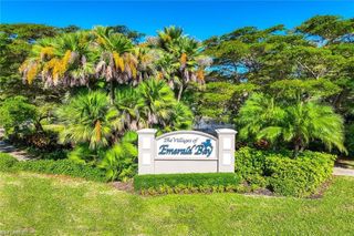 386 Emerald Bay CIR G5, Naples, FL 34110