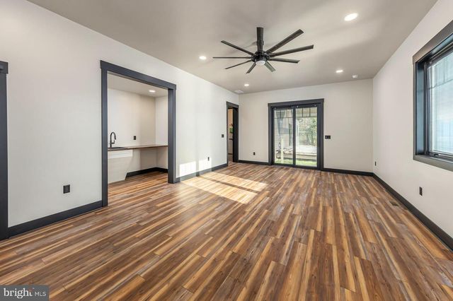 75 FERRELL RD, Mullica Hill, NJ 08062