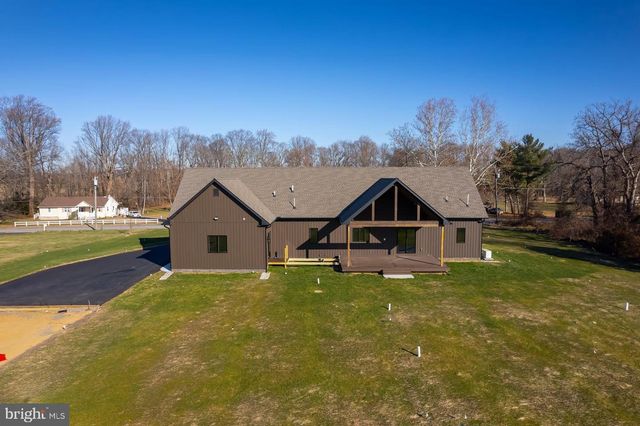 75 FERRELL RD, Mullica Hill, NJ 08062