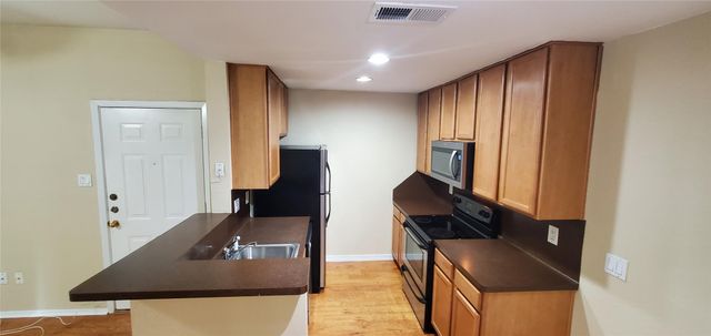 114 E 31ST ST 114, Austin, TX 78705