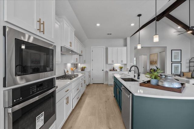 135 Kapok ST, Buda, TX 78610