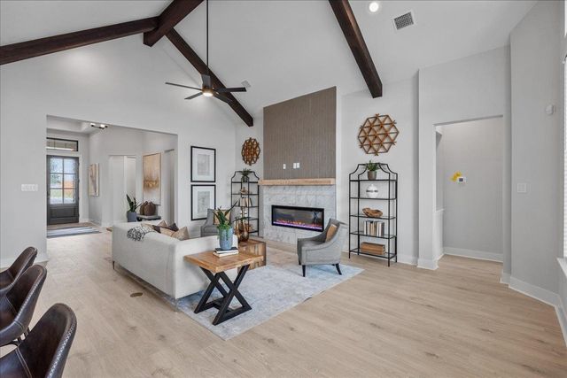 135 Kapok ST, Buda, TX 78610