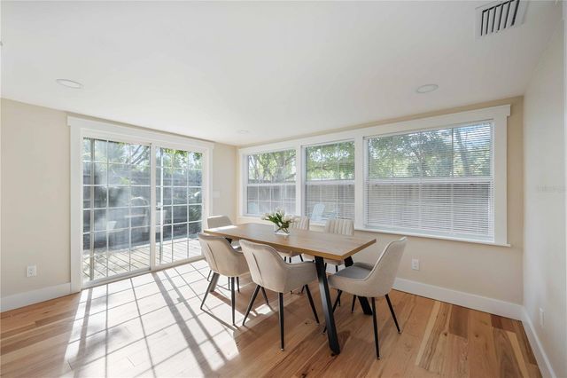 2205 FLOYD STREET, Sarasota, FL 34239