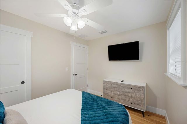 2205 FLOYD STREET, Sarasota, FL 34239