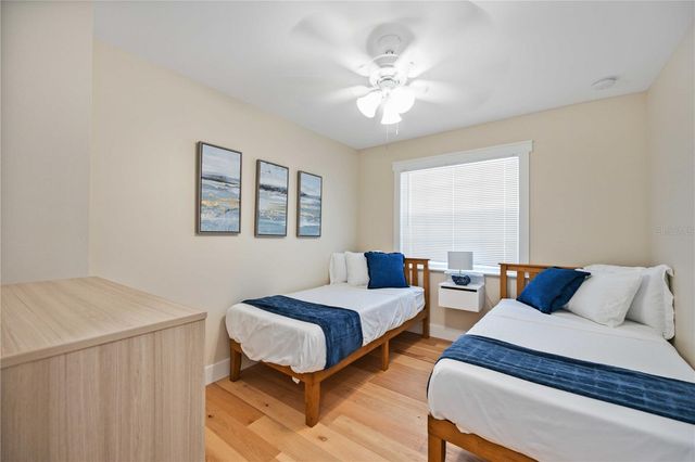 2205 FLOYD STREET, Sarasota, FL 34239