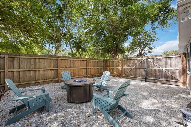 2205 FLOYD STREET, Sarasota, FL 34239