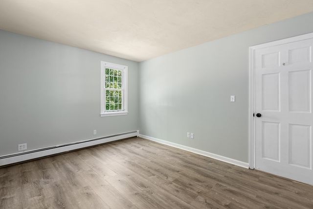 119 Hayway Rd, Falmouth, MA 02536
