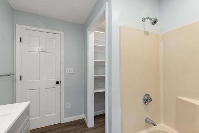 119 Hayway Rd, Falmouth, MA 02536