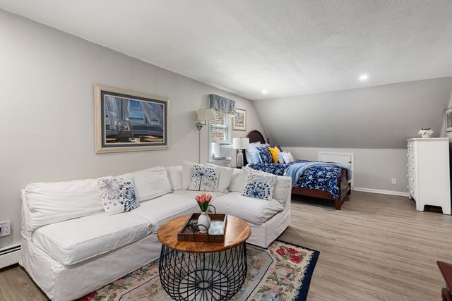 119 Hayway Rd, Falmouth, MA 02536