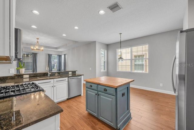 16013 LONEOAK VIEW DRIVE, Lithia, FL 33547