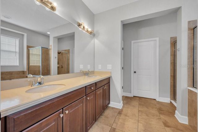 16013 LONEOAK VIEW DRIVE, Lithia, FL 33547