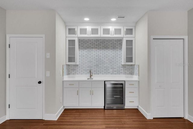 16013 LONEOAK VIEW DRIVE, Lithia, FL 33547