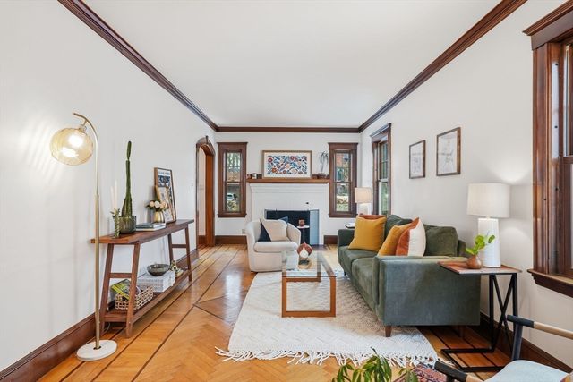 30 York Ter, Brookline, MA 02446