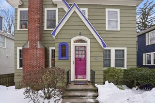 30 York Ter, Brookline, MA 02446