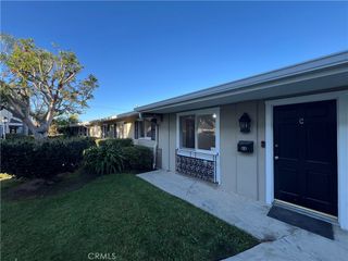 1741 Tustin 10C, Costa Mesa, CA 92627