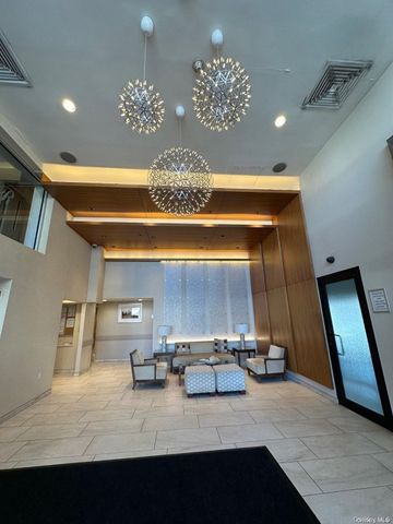 170 W Broadway Street W 3I, Long Beach, NY 11561