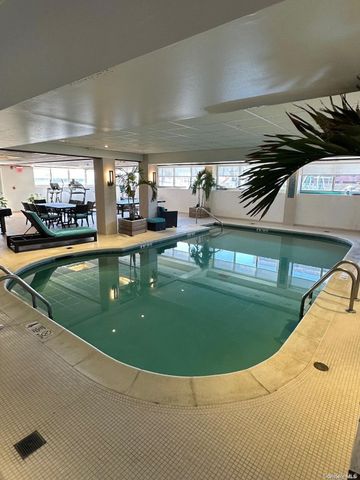 170 W Broadway Street W 3I, Long Beach, NY 11561