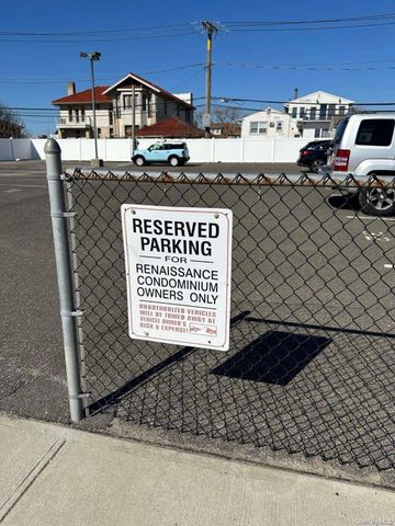 170 W Broadway Street W 3I, Long Beach, NY 11561