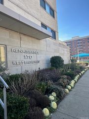 170 W Broadway Street W 3I, Long Beach, NY 11561