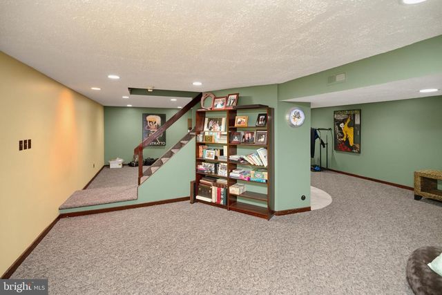 181 PHEASANT LN, Huntingdon Valley, PA 19006