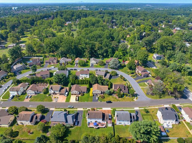 181 PHEASANT LN, Huntingdon Valley, PA 19006