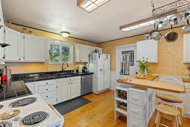 707 Montana Street, Belgrade, MT 59714