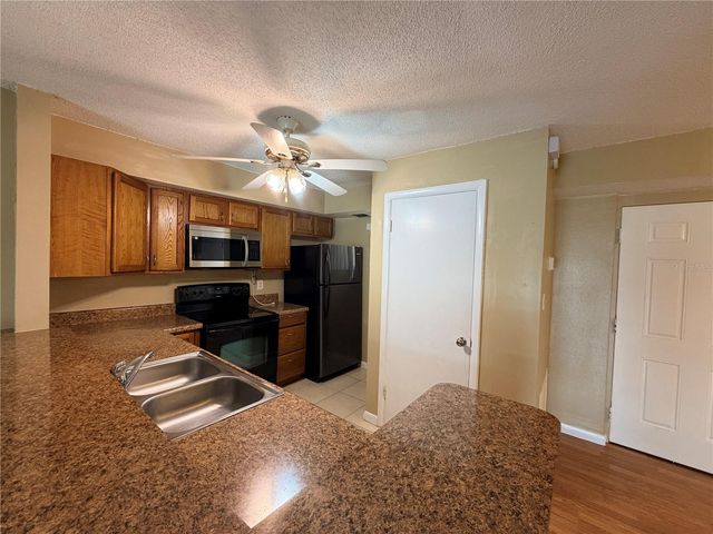 2845 NE 3RD STREET 215, Ocala, FL 34470