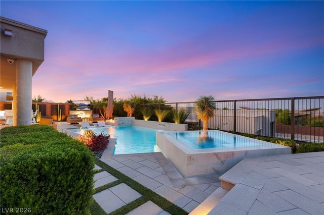 6100 Stone Rise Street, Las Vegas, NV 89135