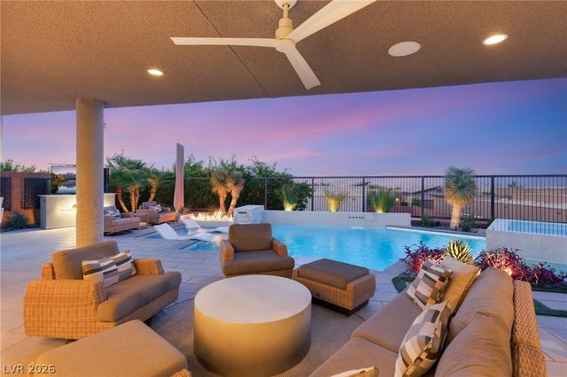 6100 Stone Rise Street, Las Vegas, NV 89135
