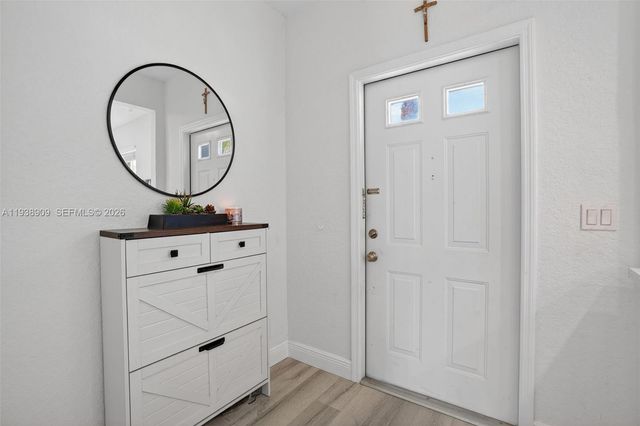 8251 San Carlos Cir, Tamarac, FL 33321