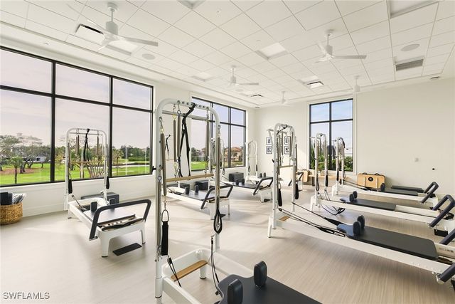 321 Hideaway CIR S, Marco Island, FL 34145