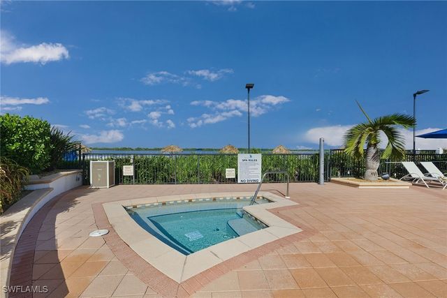 321 Hideaway CIR S, Marco Island, FL 34145
