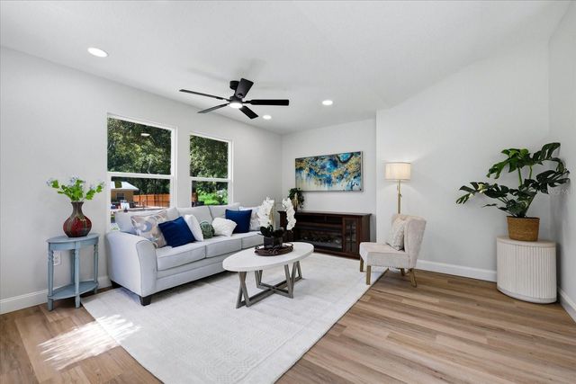 7206 RHODE ISLAND DRIVE, Tampa, FL 33619