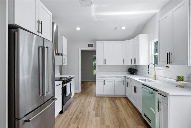 7206 RHODE ISLAND DRIVE, Tampa, FL 33619