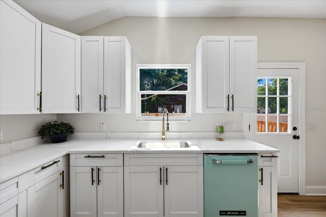 7206 RHODE ISLAND DRIVE, Tampa, FL 33619