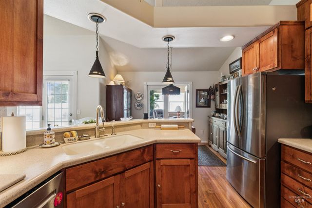 16566 N Yorkshire Lane, Nampa, ID 83687