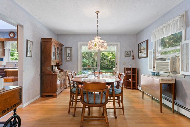 10 Logwood Circle, Essex, VT 05452