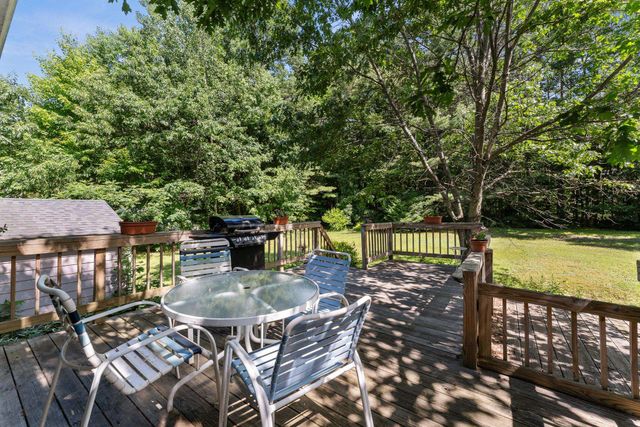 10 Logwood Circle, Essex, VT 05452