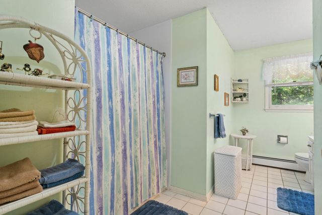 10 Logwood Circle, Essex, VT 05452